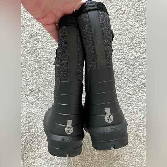 EUC Bogs Boots Kids Size 11 - Picture 3 of 7